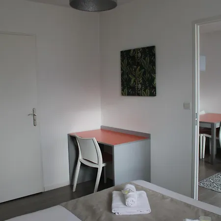 City Lodge Appart Hotel Niort 3* 니오르