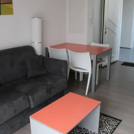 City Lodge Appart Hotel Niort Apartahotel Niort