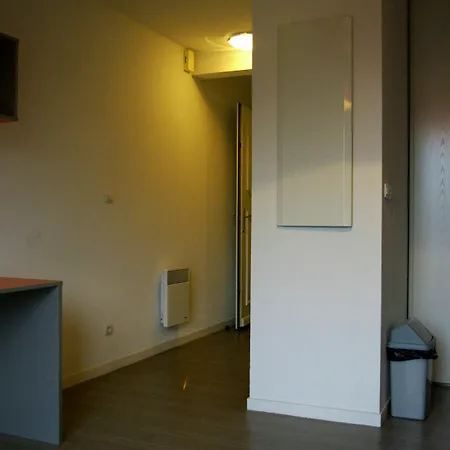 Ξενοδοχείο με διαμερίσματα City Lodge Appart Hotel Niort Νιόρ