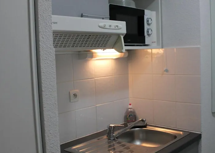 City Lodge Appart Hôtel Niort 3*