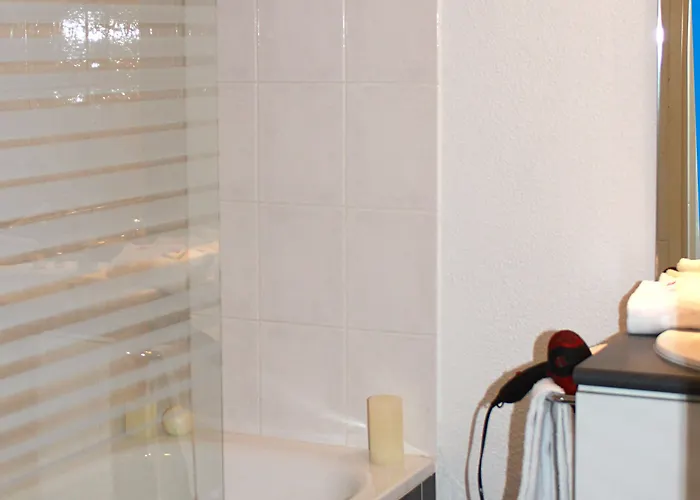 City Lodge Appart Hotel Niort 3*