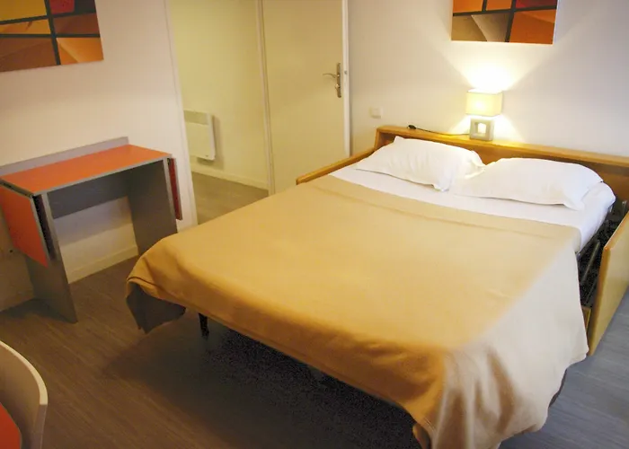 City Lodge Appart Hôtel Niort 3*